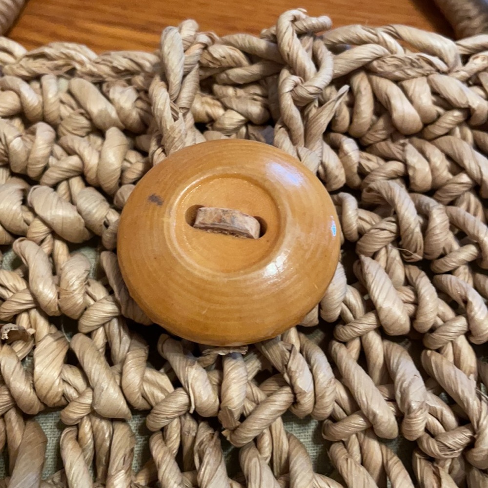 Straw Purse - Picture 9 of 10